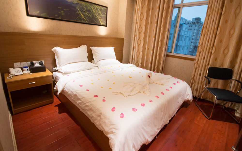 Sky Hotel Chinatown Yangon Extérieur photo