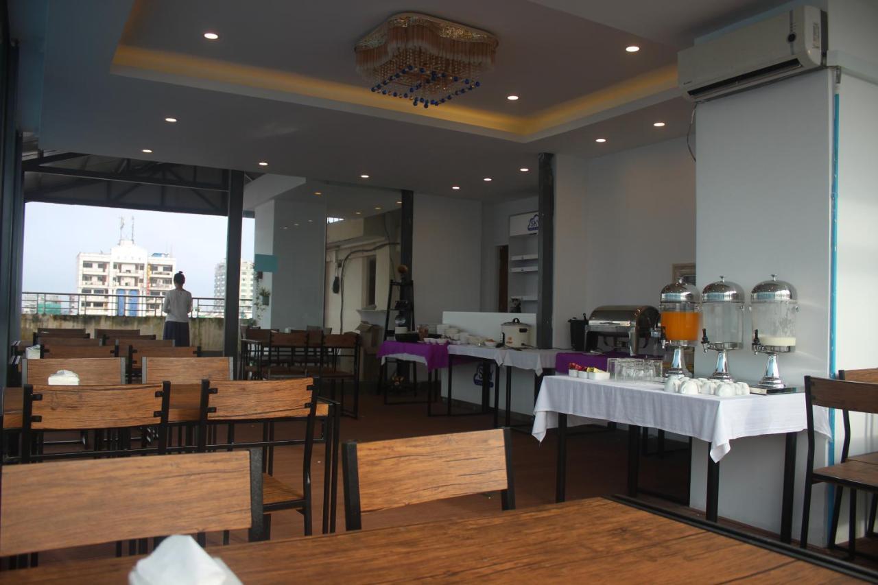 Sky Hotel Chinatown Yangon Extérieur photo